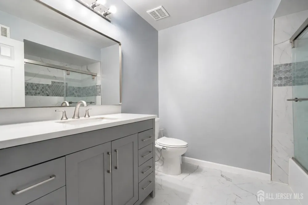 19 Rush Court East Brunswick, NJ 08816