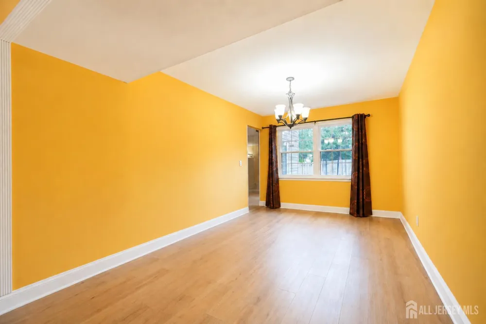 19 Rush Court East Brunswick, NJ 08816