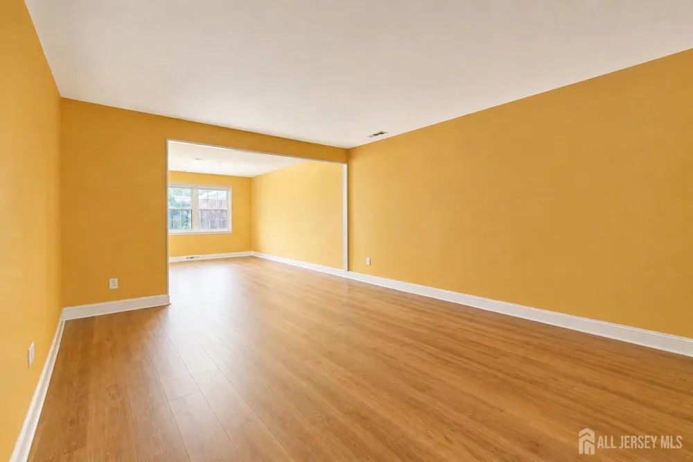 19 Rush Court East Brunswick, NJ 08816