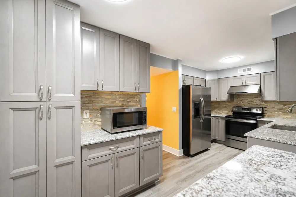 19 Rush Court East Brunswick, NJ 08816