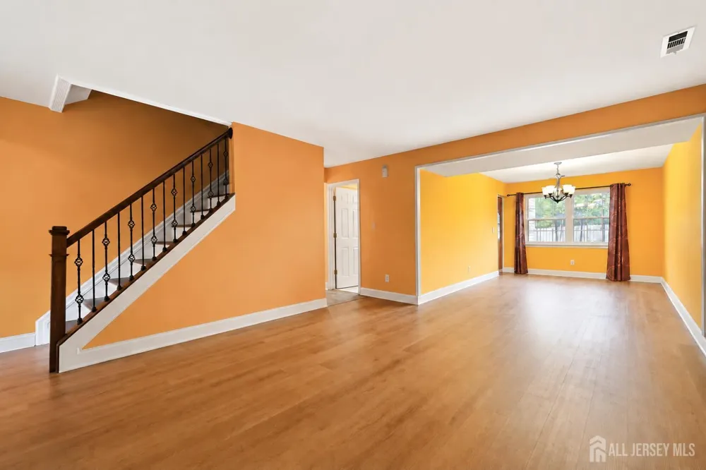19 Rush Court East Brunswick, NJ 08816
