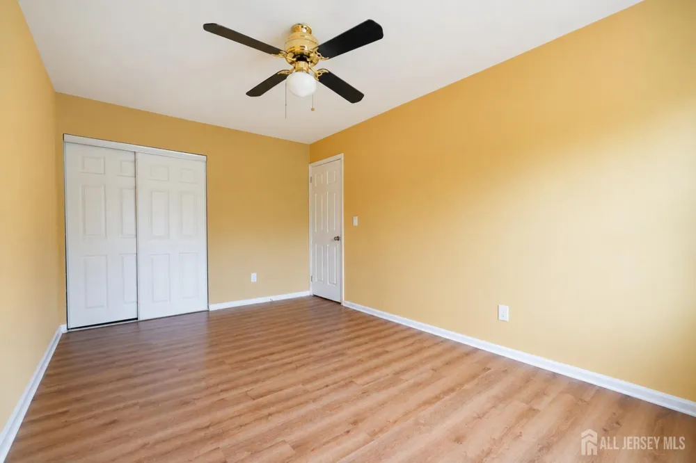 19 Rush Court East Brunswick, NJ 08816