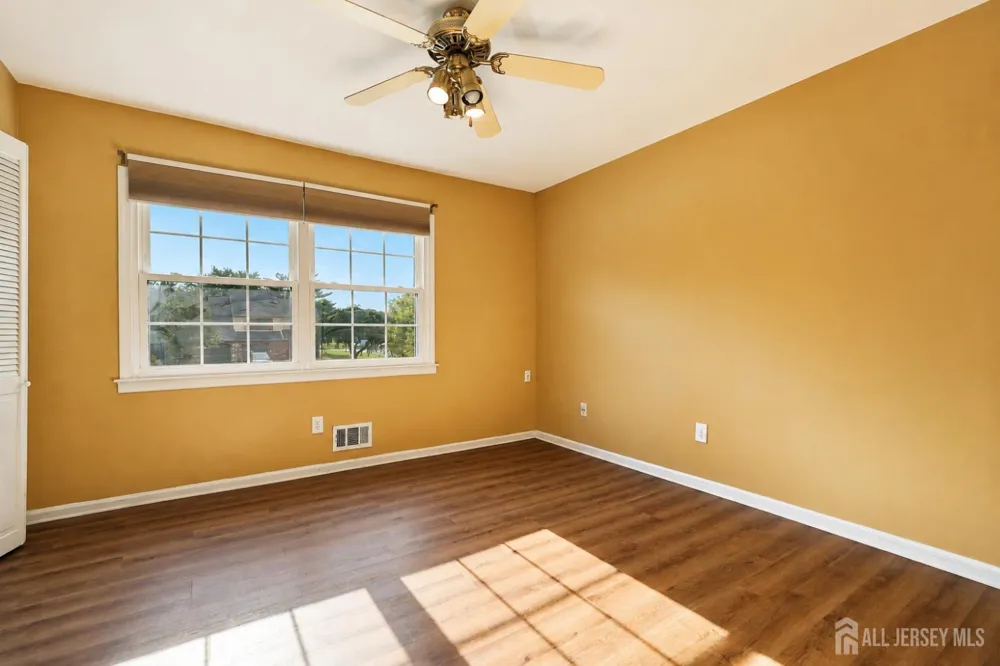 19 Rush Court East Brunswick, NJ 08816