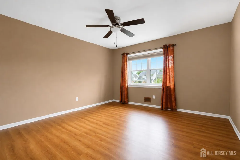 19 Rush Court East Brunswick, NJ 08816