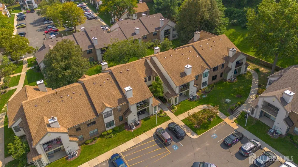 709 Sunshine Court Sayreville, NJ 08859