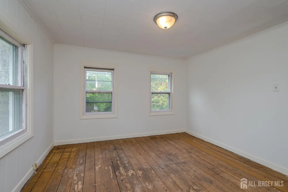211 Main Street Spotswood, NJ 08884