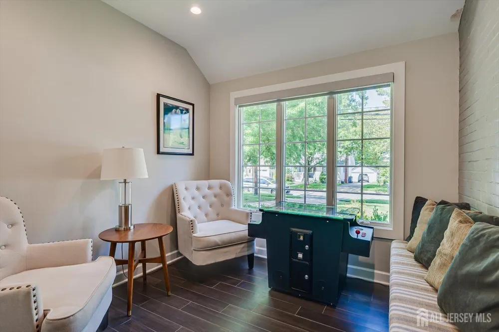 812 Abbott Street Highland Park, NJ 08904