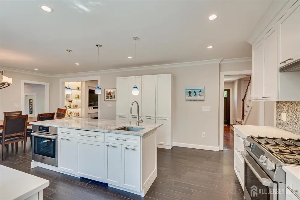 812 Abbott Street Highland Park, NJ 08904