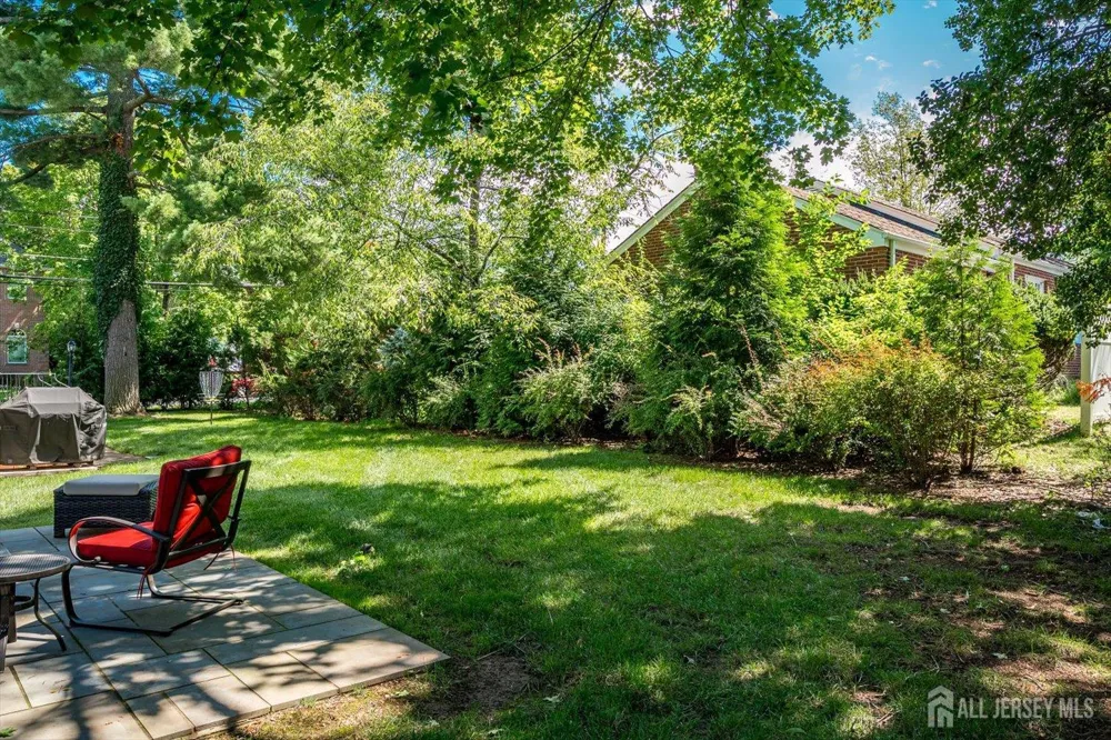 812 Abbott Street Highland Park, NJ 08904