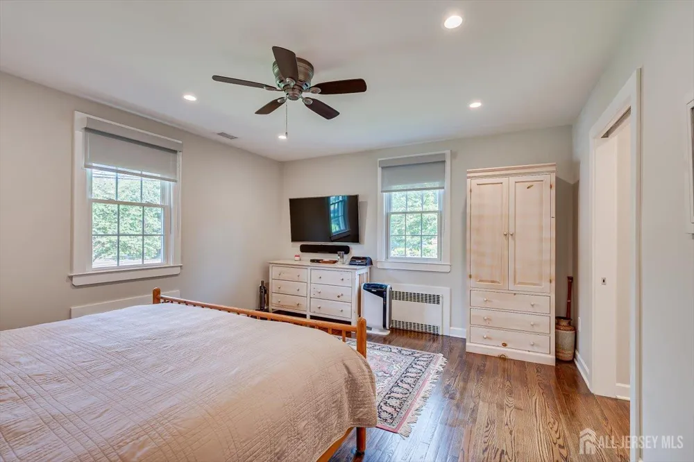 812 Abbott Street Highland Park, NJ 08904
