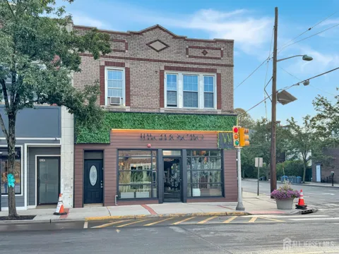 422 Main Street