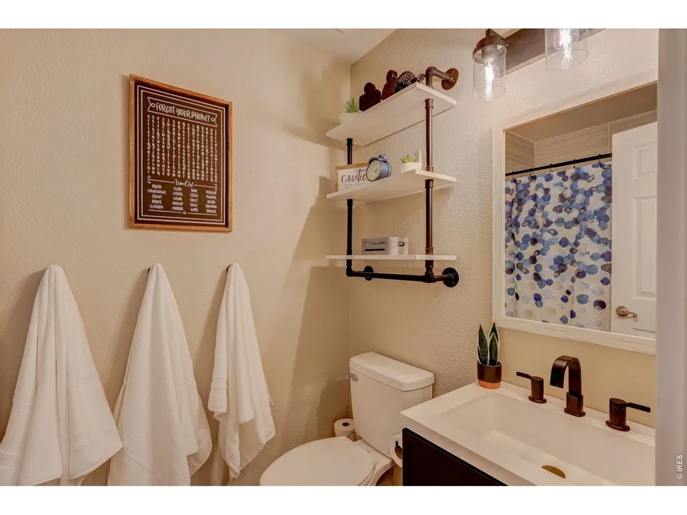 308 Medinah Avenue Johnstown, CO 80534