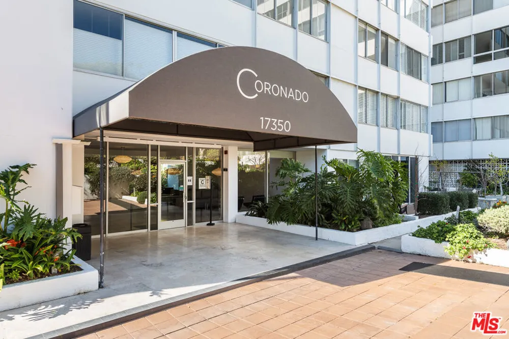 17350 W Sunset Boulevard #703C Los Angeles, CA 90272