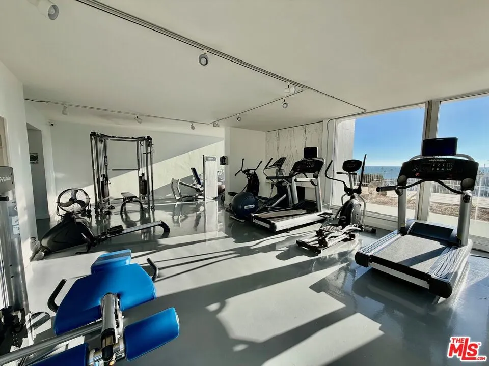 17350 W Sunset Boulevard #703C Los Angeles, CA 90272