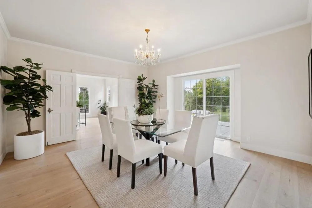 18661 Woodbank Way Saratoga, CA 95070