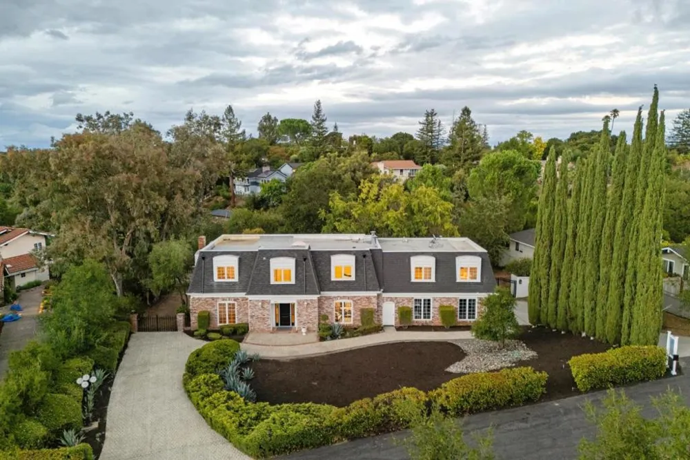 18661 Woodbank Way Saratoga, CA 95070