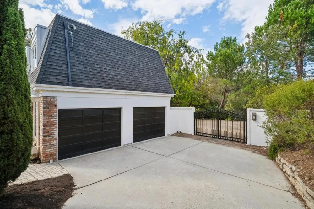 18661 Woodbank Way Saratoga, CA 95070