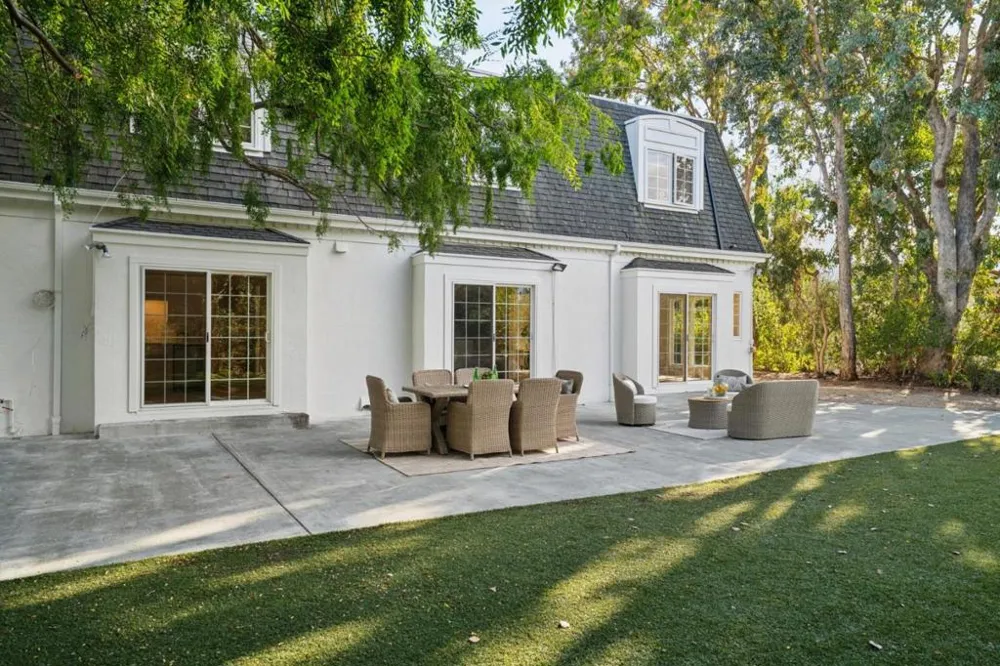 18661 Woodbank Way Saratoga, CA 95070