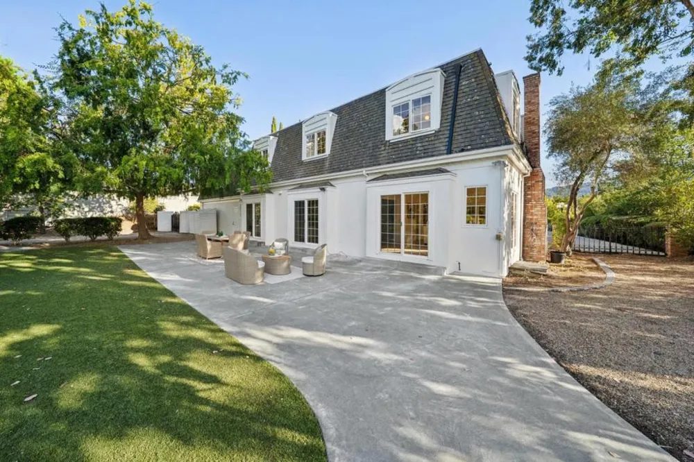 18661 Woodbank Way Saratoga, CA 95070