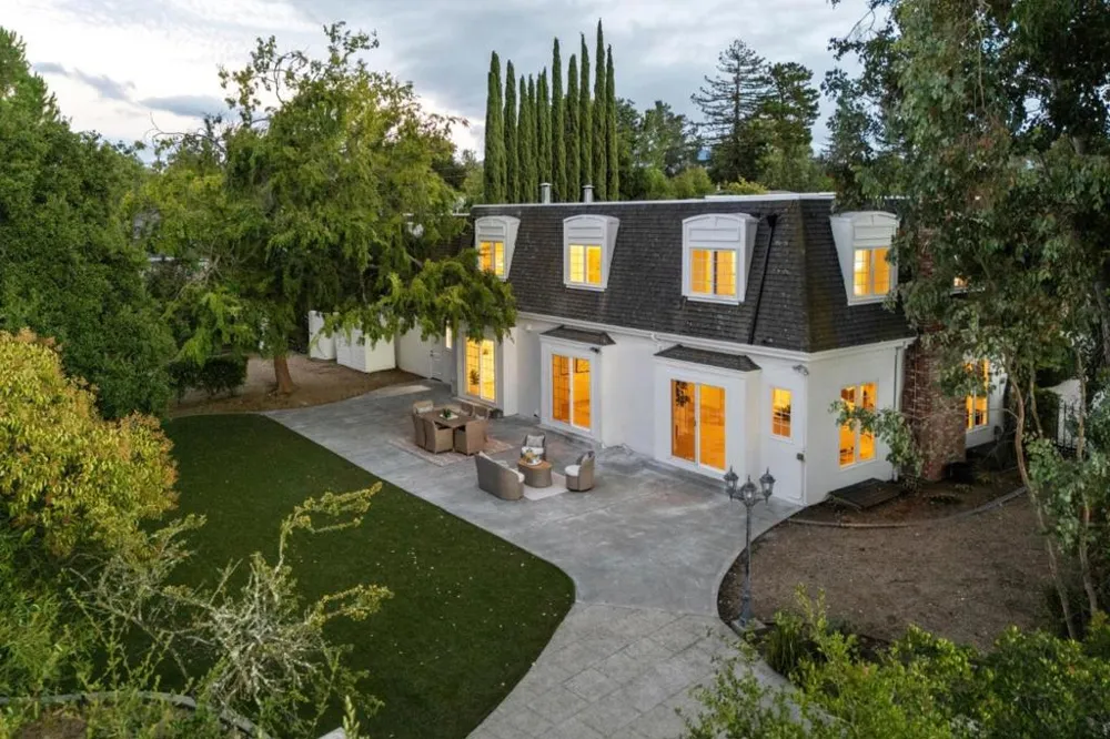 18661 Woodbank Way Saratoga, CA 95070