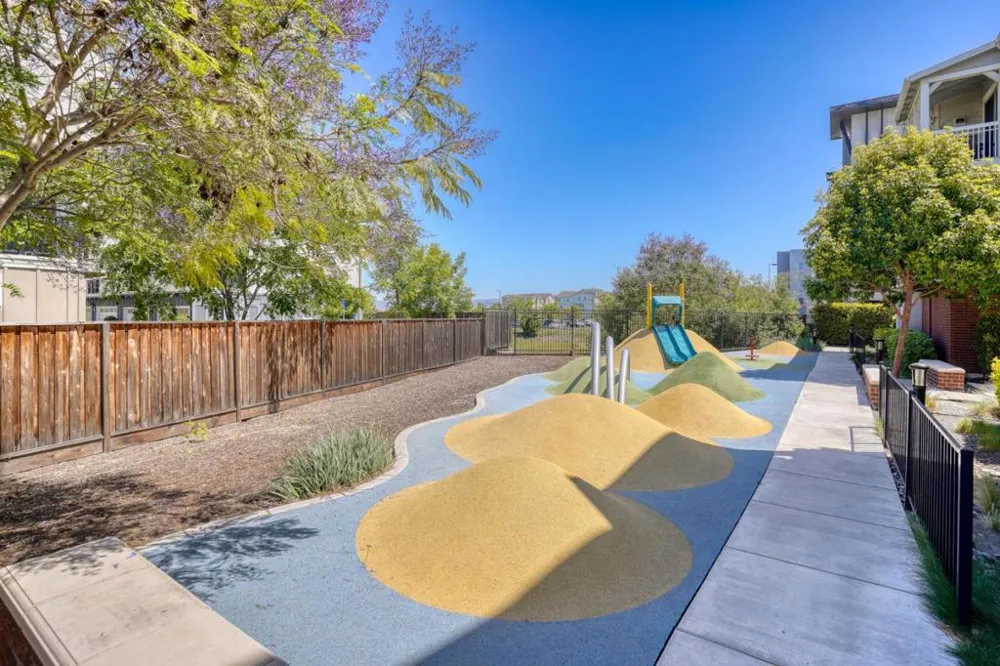 8533 Seawind Way Newark, CA 94560