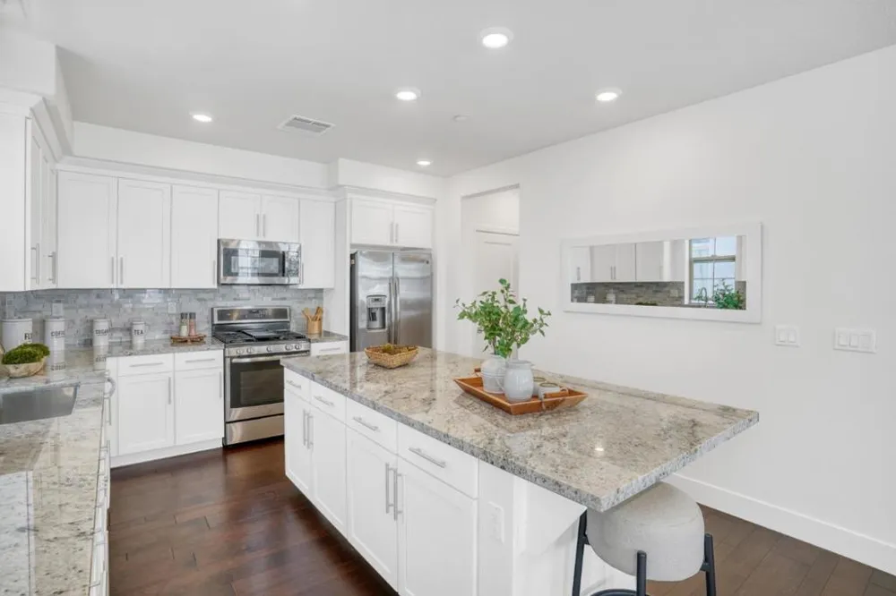 8533 Seawind Way Newark, CA 94560