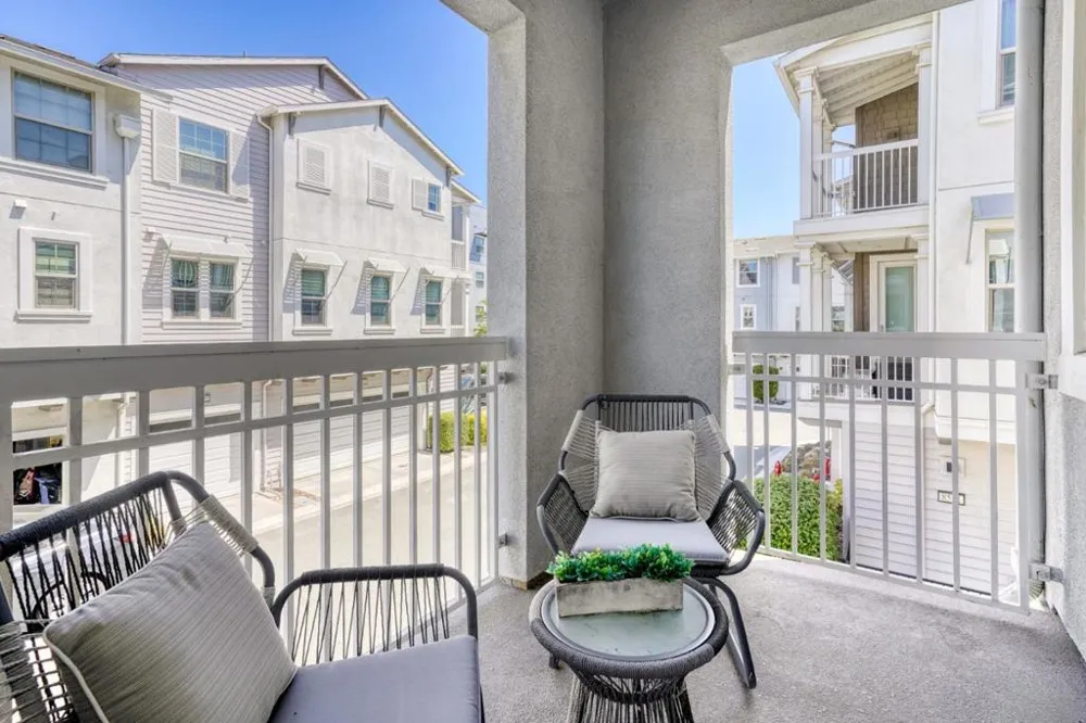 8533 Seawind Way Newark, CA 94560