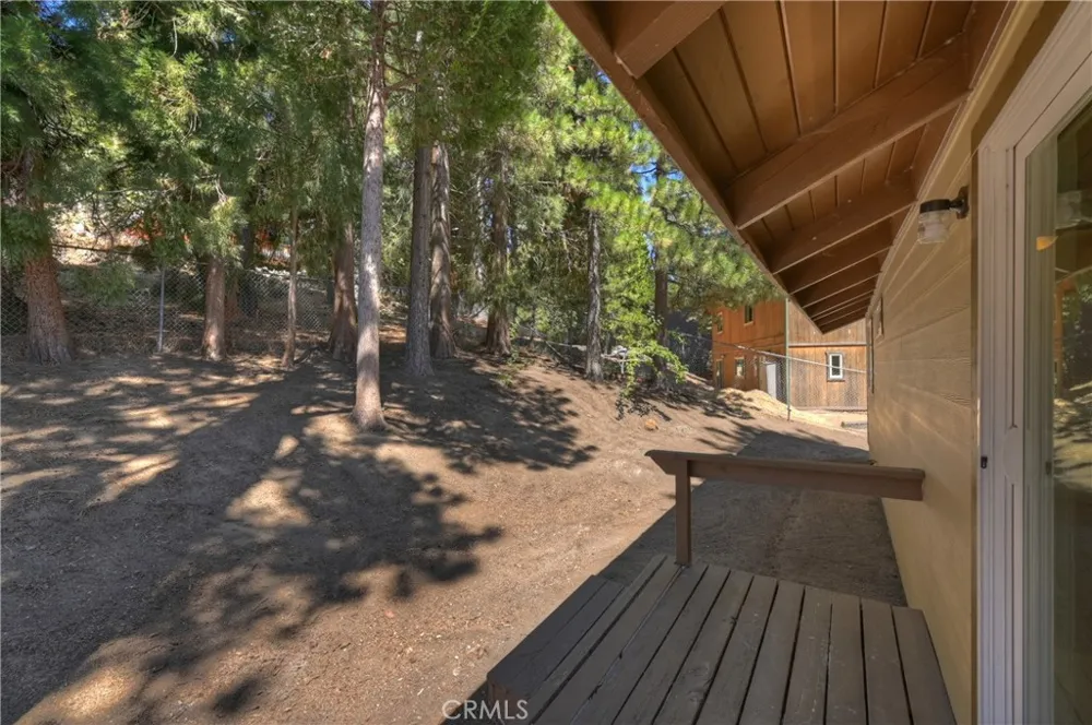 2418 Spring Oak Running Springs, CA 92382