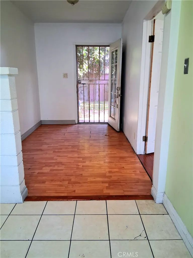 11641 State Lynwood, CA 90262