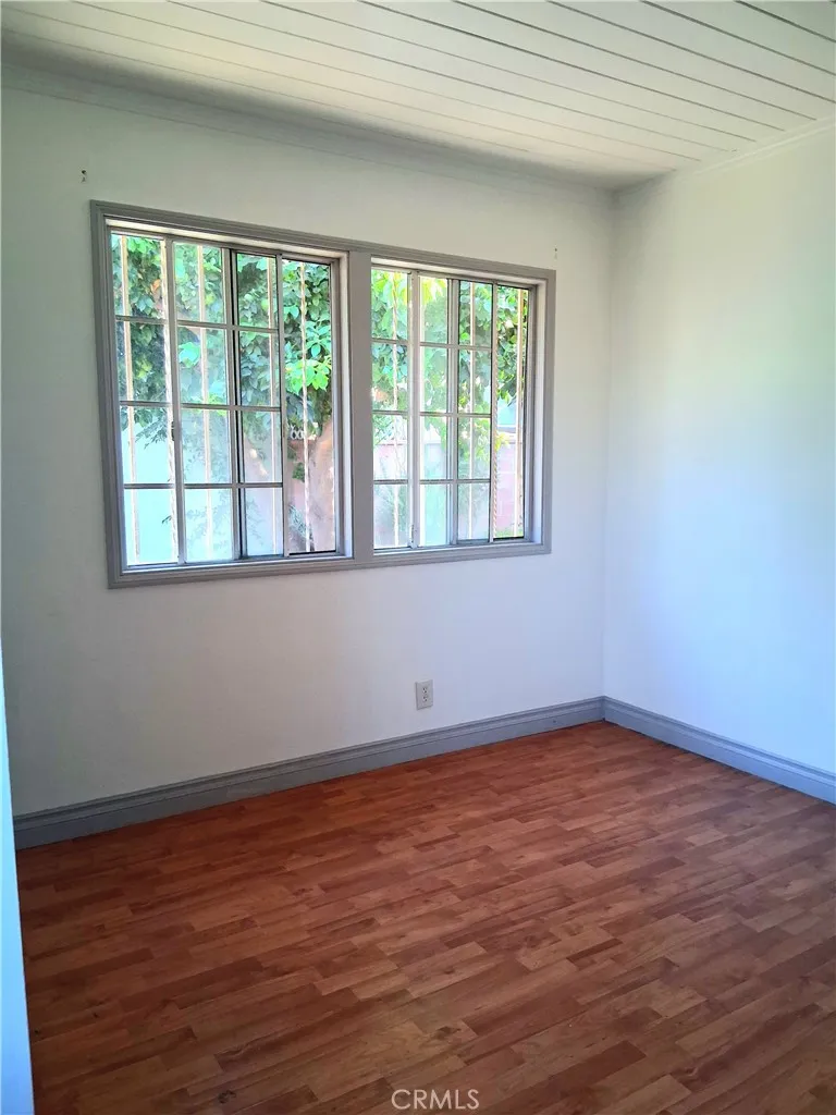 11641 State Lynwood, CA 90262