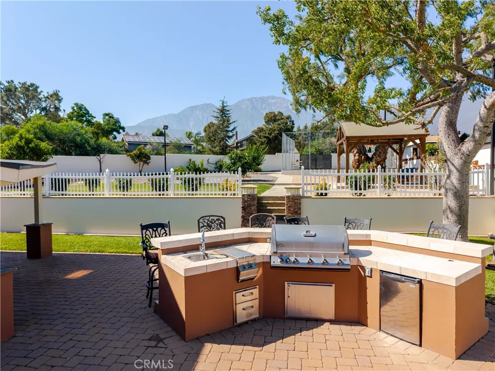 8344 Banyan Rancho Cucamonga, CA 91701