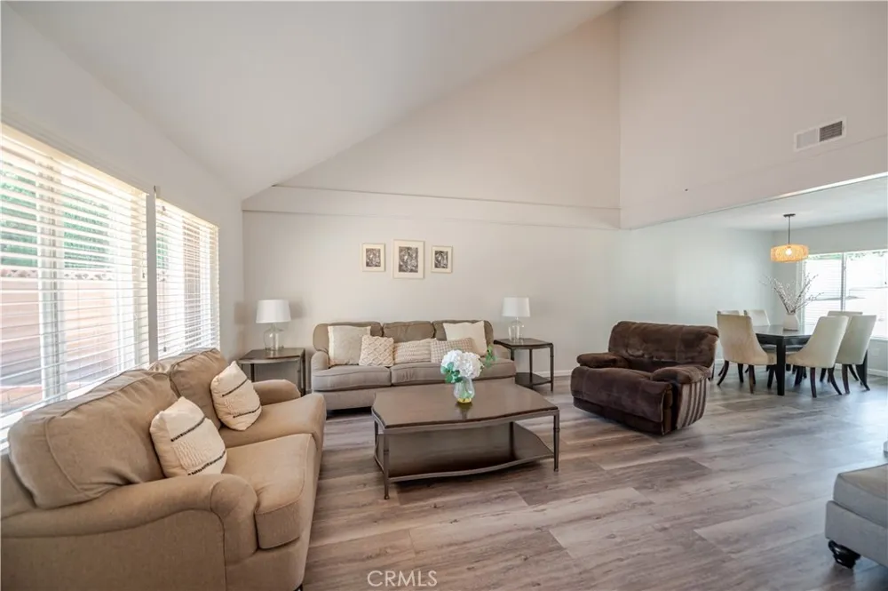8344 Banyan Rancho Cucamonga, CA 91701