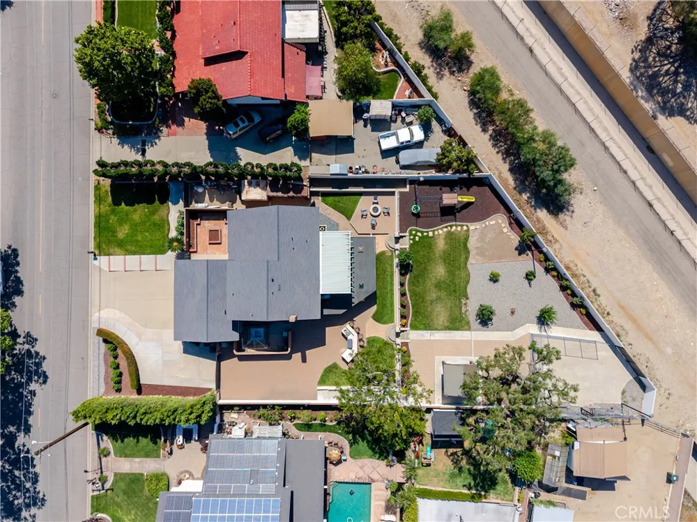 8344 Banyan Rancho Cucamonga, CA 91701