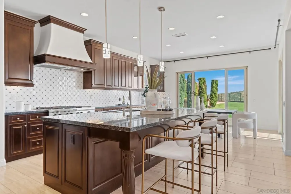 15789 Bacara Ct San Diego, CA 92131