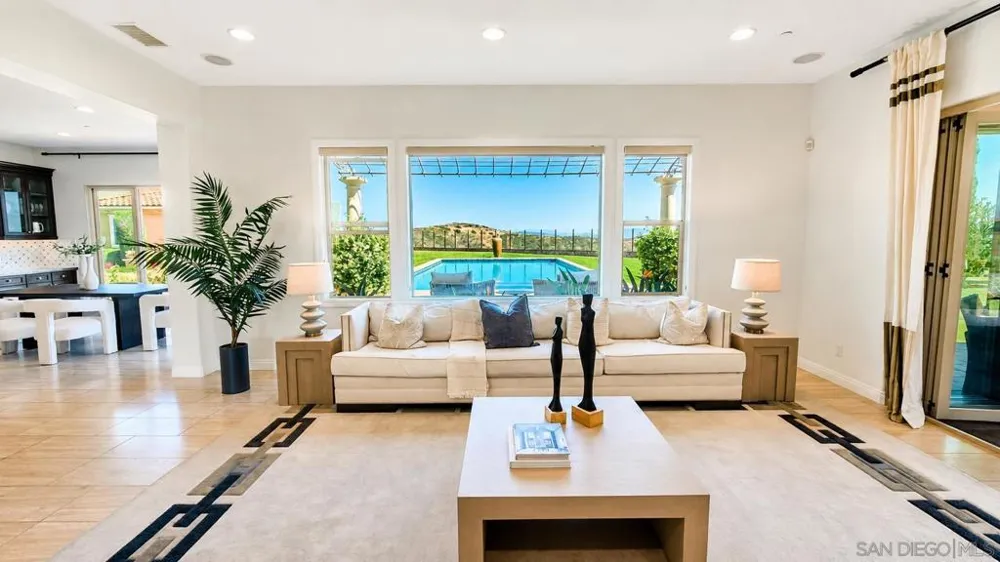 15789 Bacara Ct San Diego, CA 92131