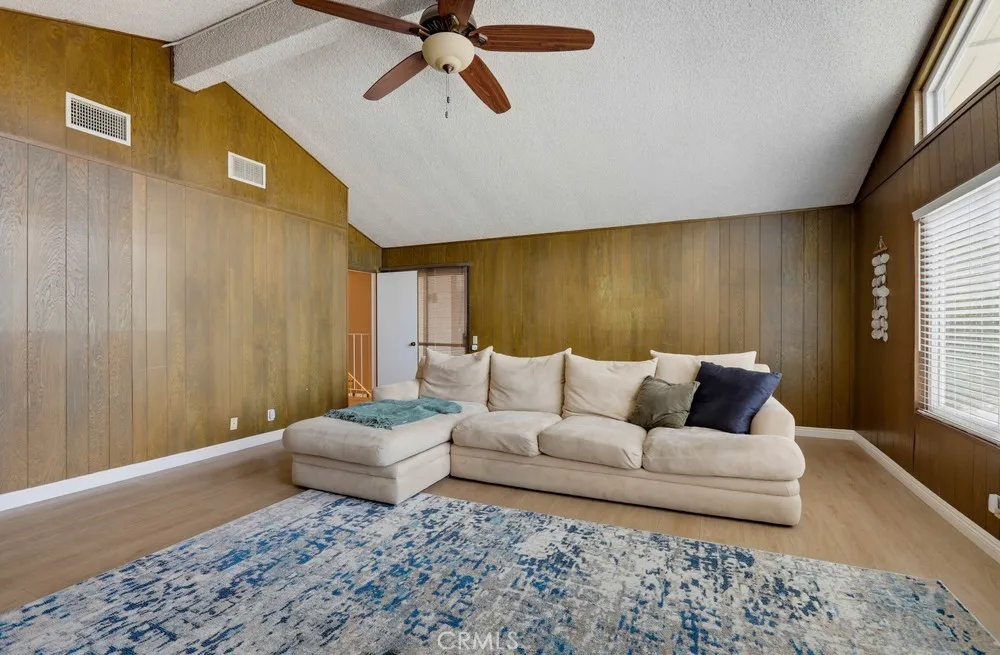 11389 Providencia Cypress, CA 90630