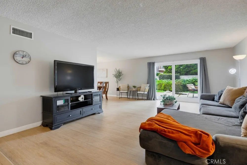 11389 Providencia Cypress, CA 90630