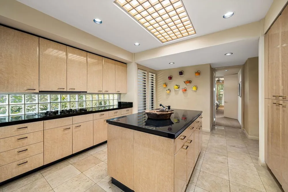 77710 Cove Pointe Circle Indian Wells, CA 92210