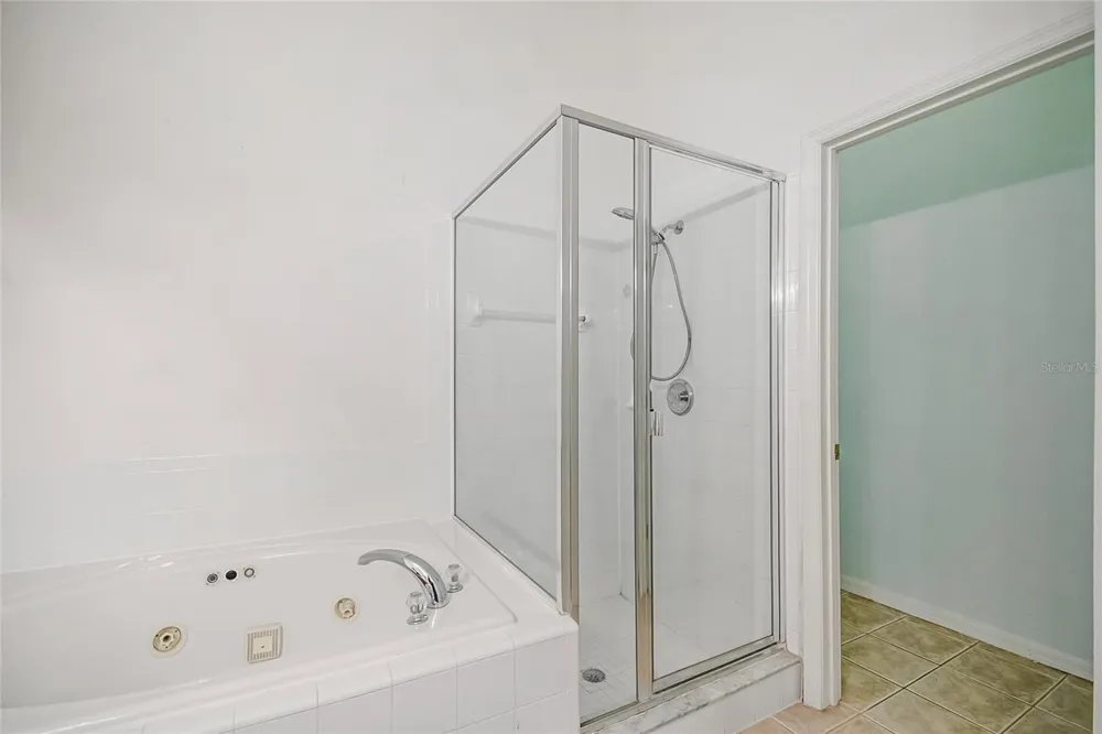 855 BRAYTON LANE Davenport, FL 33897