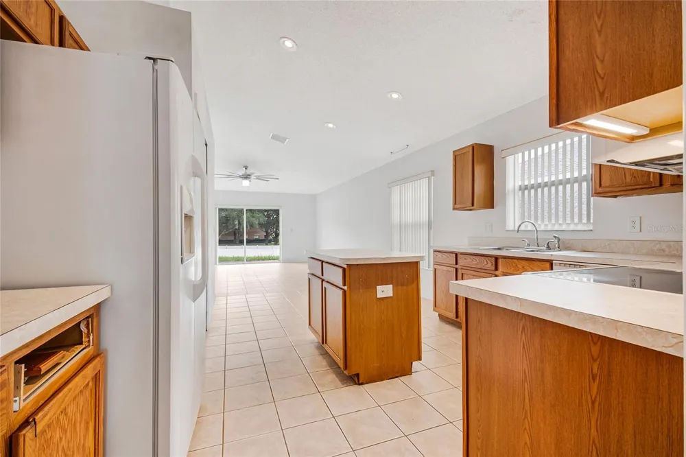 855 BRAYTON LANE Davenport, FL 33897