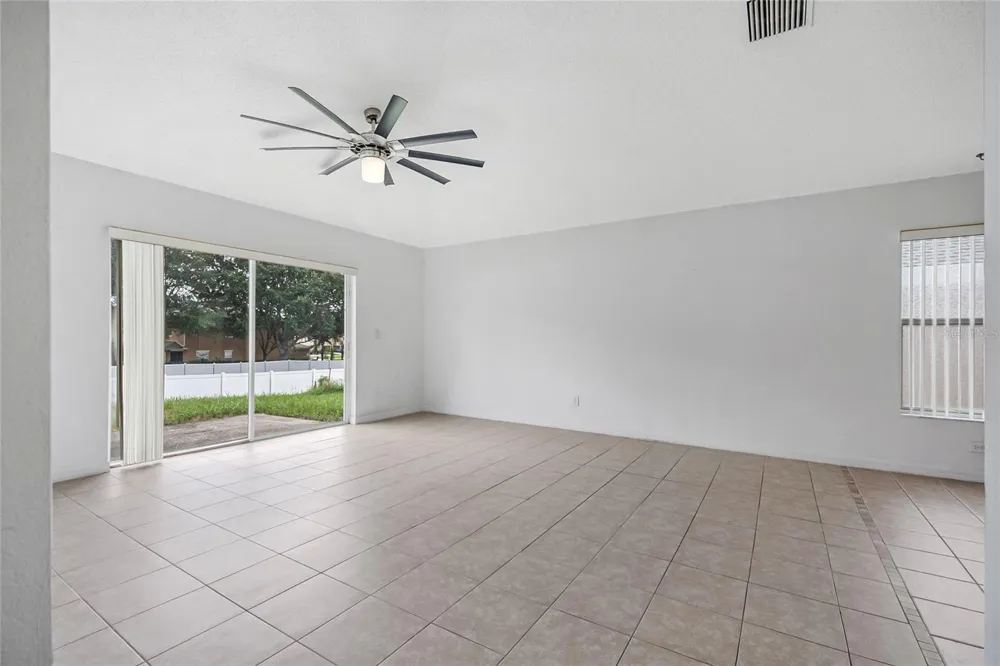 855 BRAYTON LANE Davenport, FL 33897