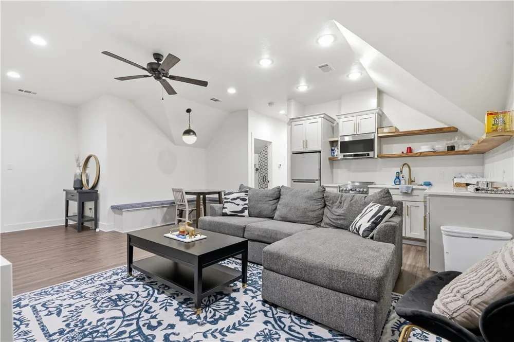7251 River Ridge Drive College Station, TX 77845