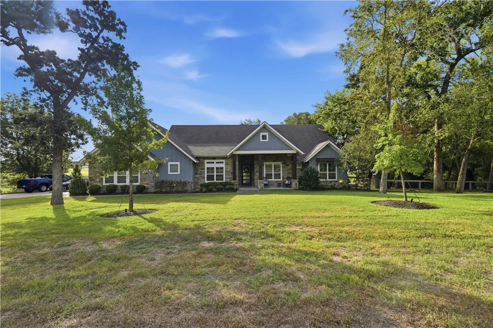 7251 River Ridge Drive College Station, TX 77845