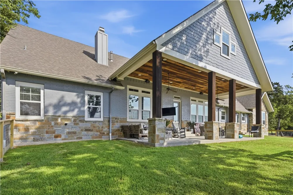 7251 River Ridge Drive College Station, TX 77845