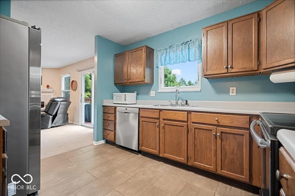 10828 Sedgegrass Drive Indianapolis, IN 46235