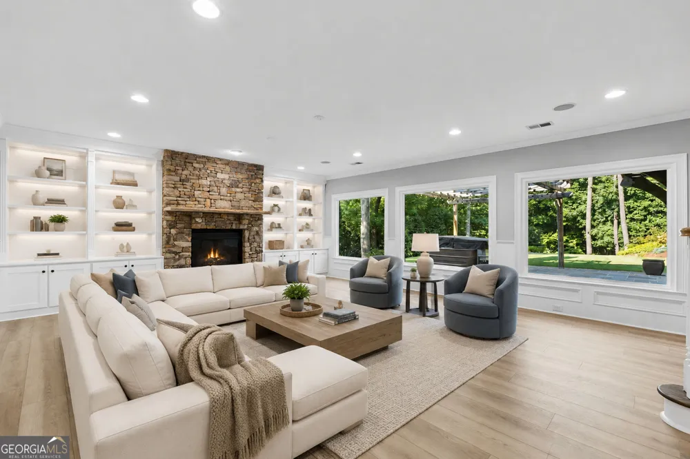 3977 Merriweather Woods Johns Creek, GA 30022