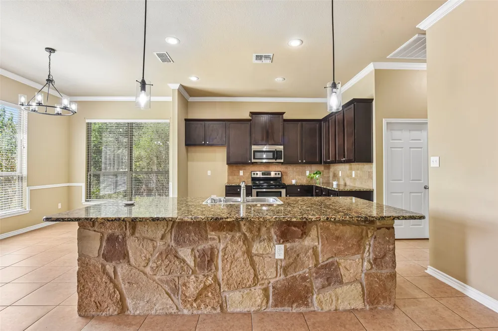 1319 Branchwood Way Temple, TX 76502
