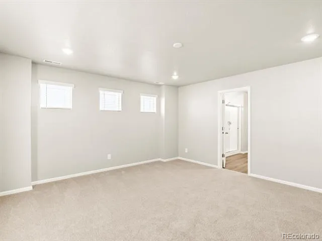12094 E 101st Avenue Commerce City, CO 80022