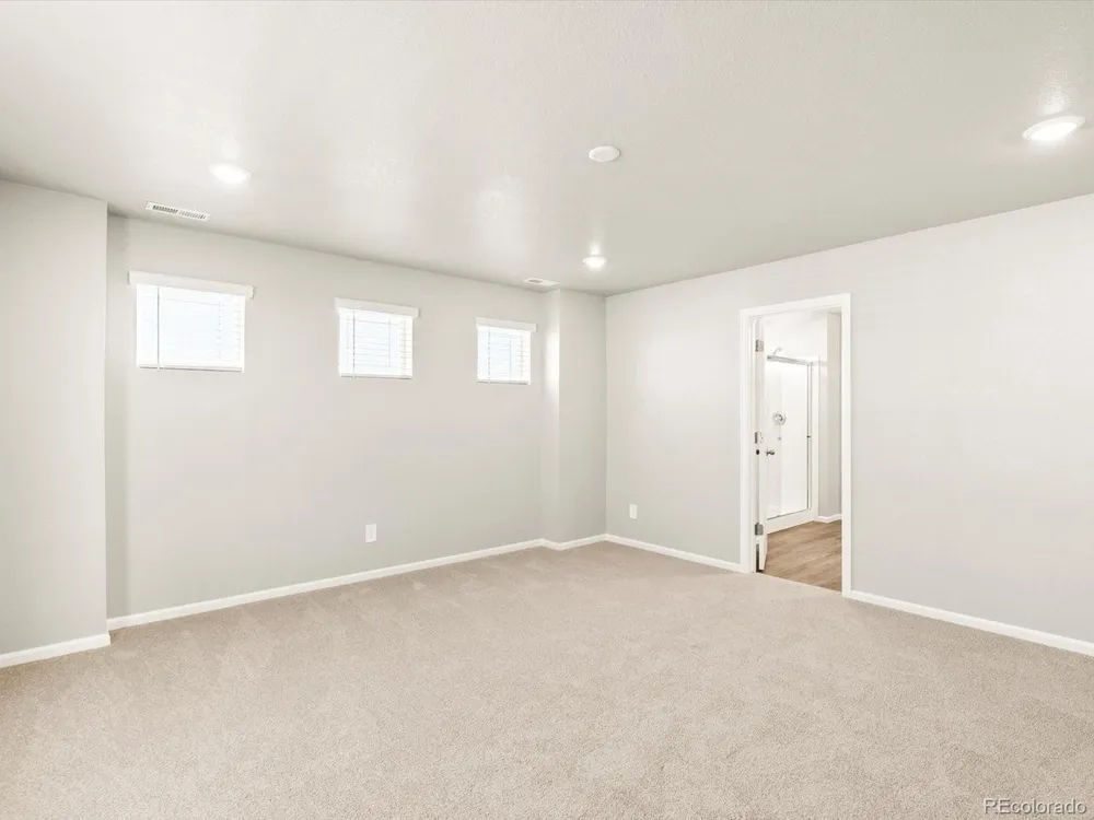 12094 E 101st Avenue Commerce City, CO 80022