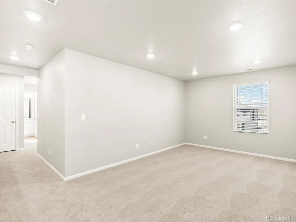 12094 E 101st Avenue Commerce City, CO 80022